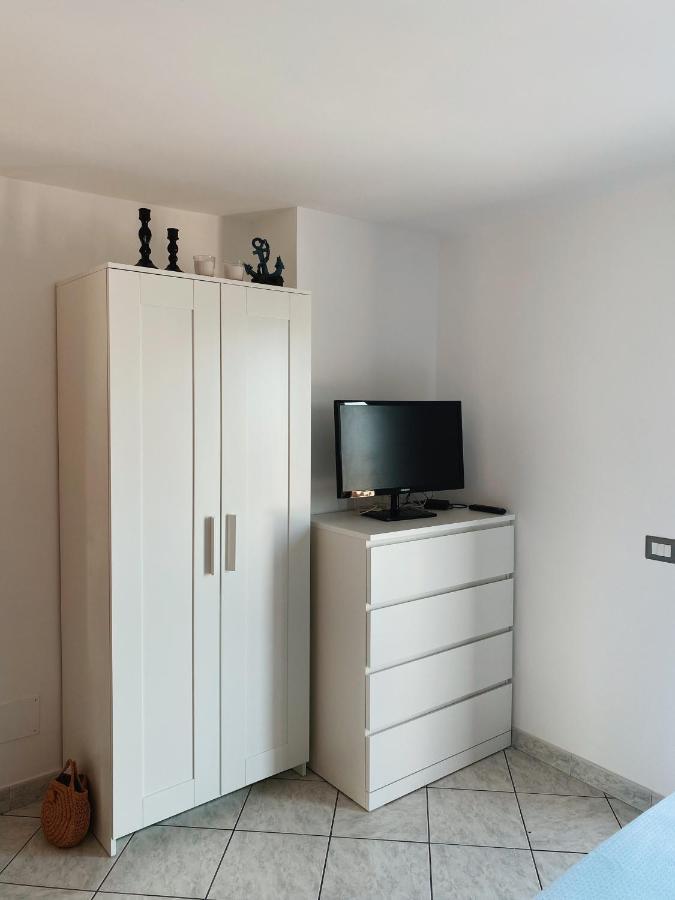 Terrazza Delle Rose Apartment Nettuno Exterior photo