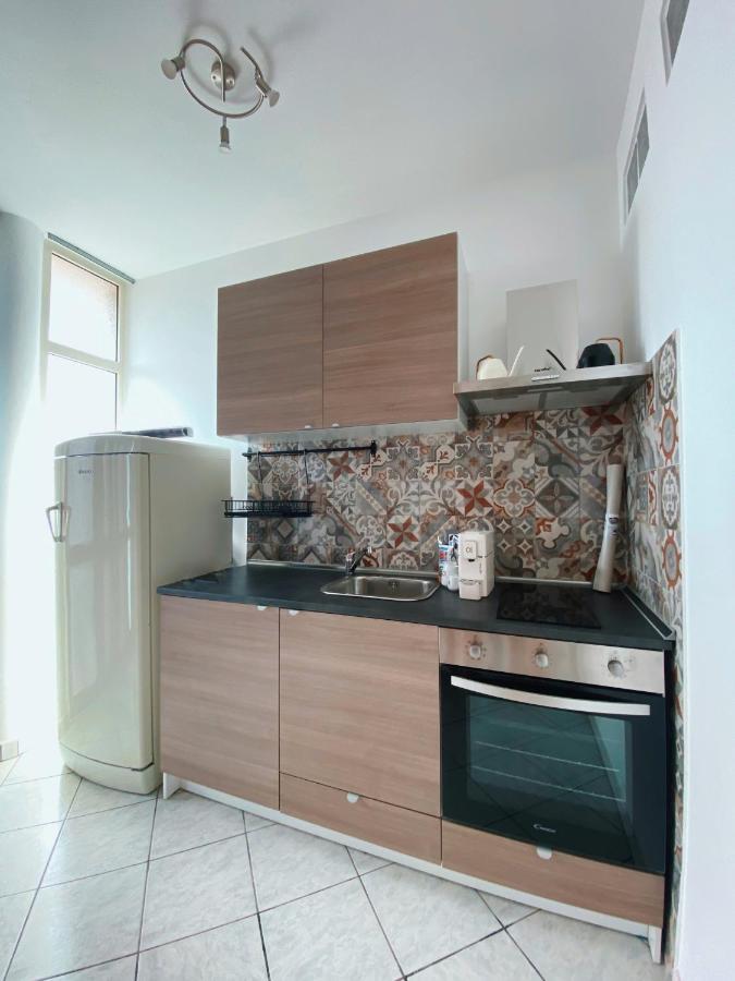 Terrazza Delle Rose Apartment Nettuno Exterior photo